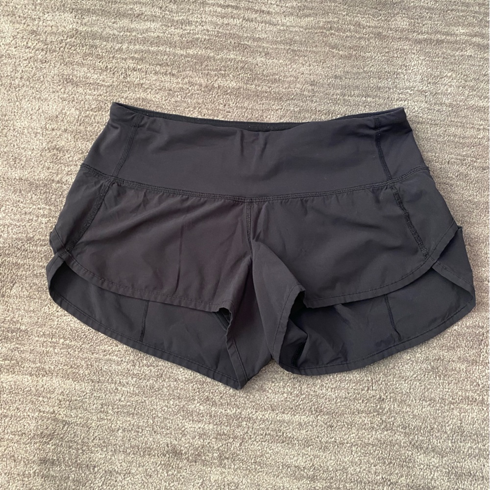 LuLu Lemon Speed Up High-Rise Lined Short 2.5”